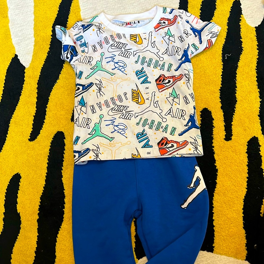 Jordan Nike Set